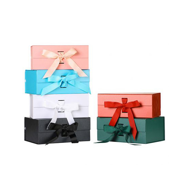 Rigid Cardboard Magnetic Paper Gift Folding Box with Ribbon