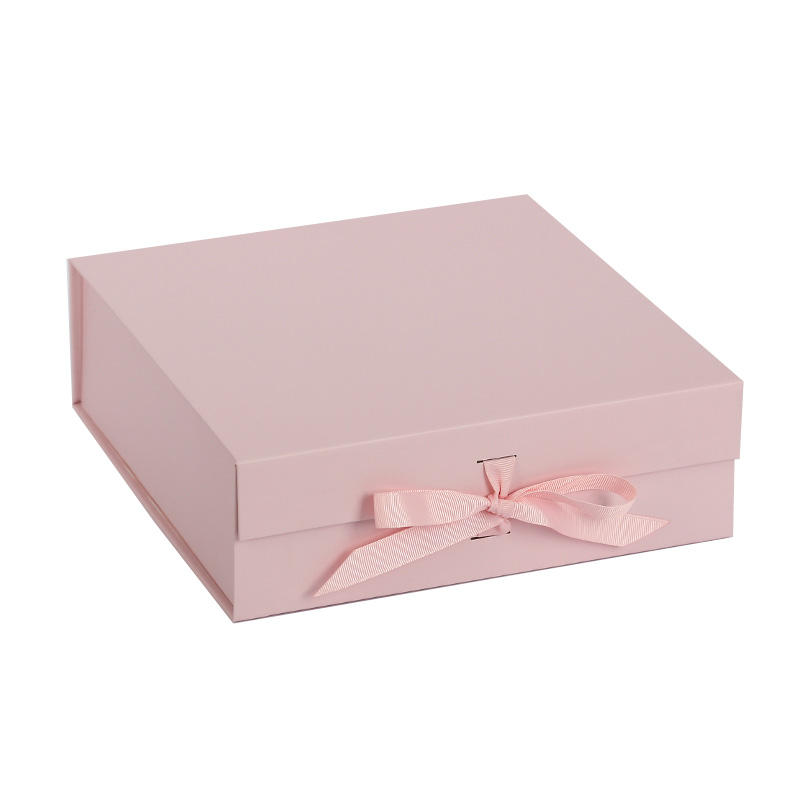 Elevating Your Product with an OEM Gift Box